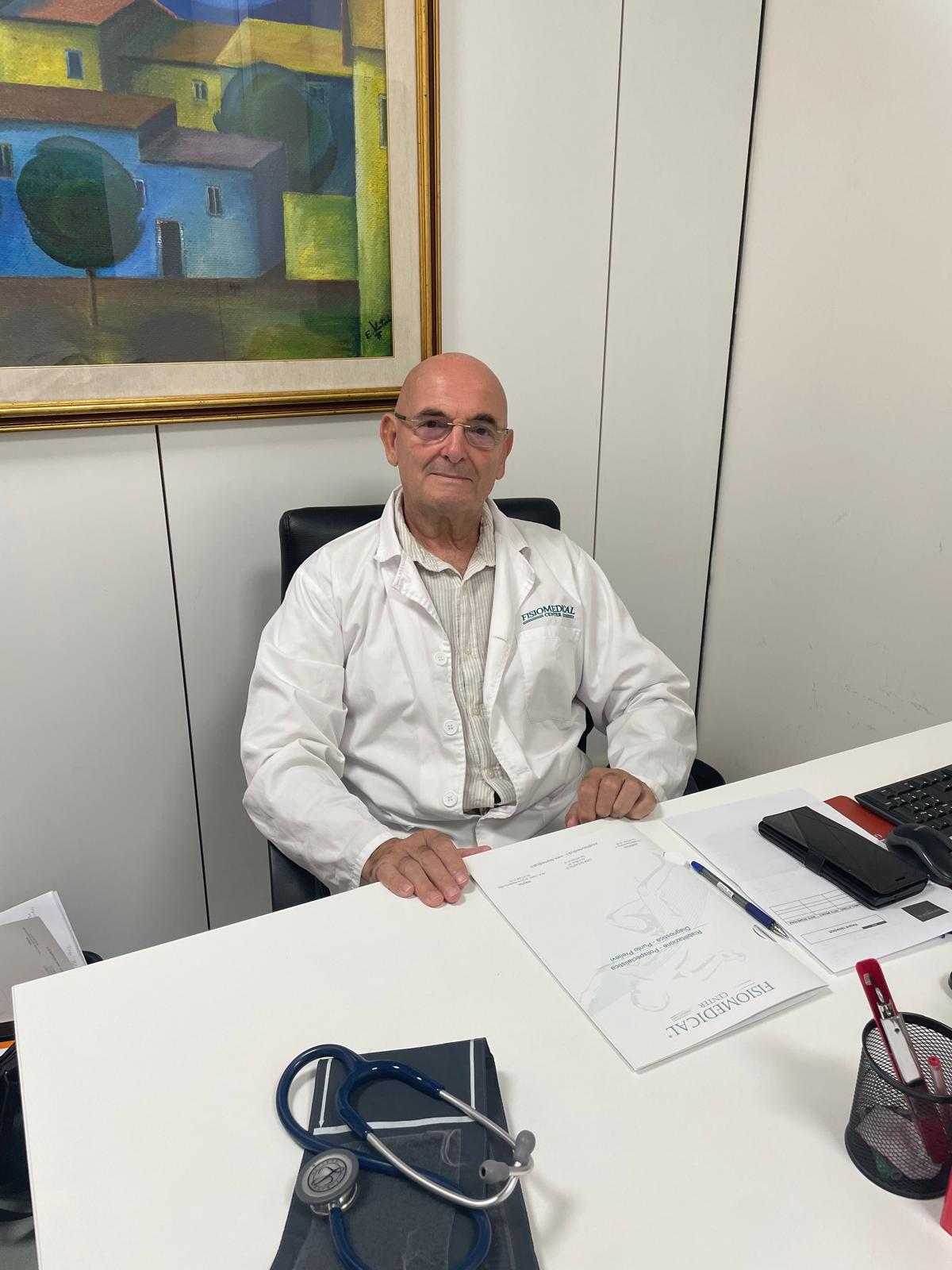Dr. Paris Roberto